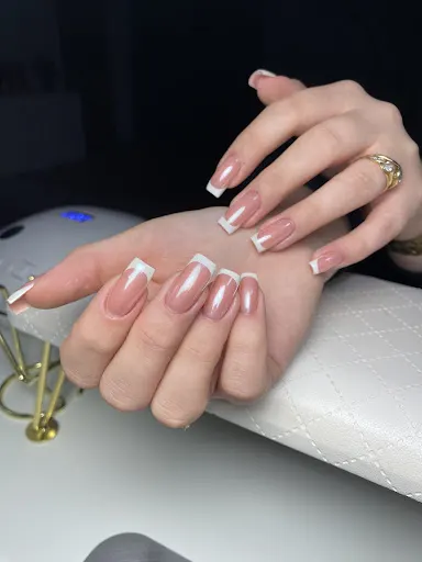 Valentyna glam studio salon stylizacji paznokci